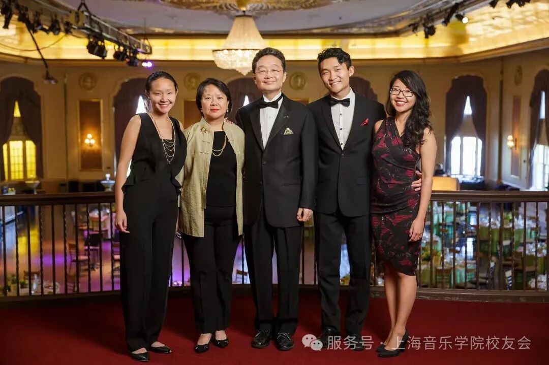 继续浏览从钢琴家到横跨中西乐的指挥家